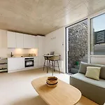 Black Pearl - Sea Front Villa *