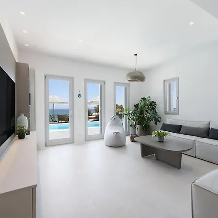 Villa Black Pearl - Sea Front Ampelas