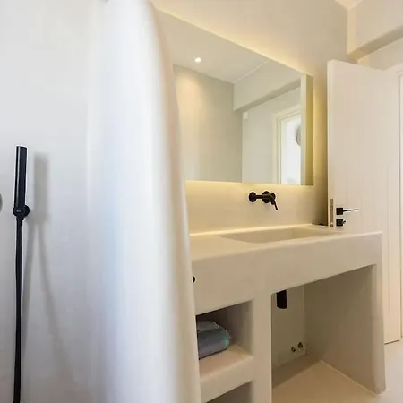 Black Pearl - Sea Front *