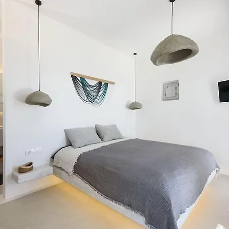 Black Pearl - Sea Front * Ampelas