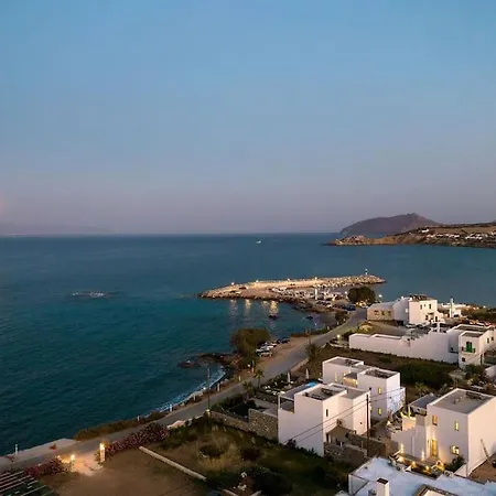 Black Pearl - Sea Front Villa