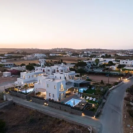 Black Pearl - Sea Front Villa *