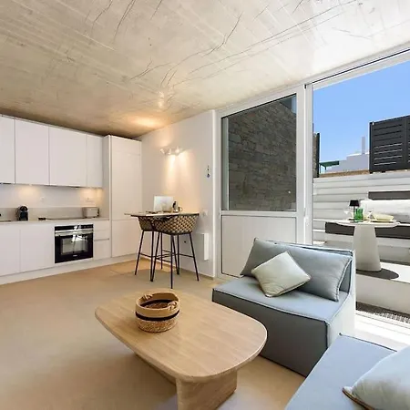 Black Pearl - Sea Front Ampelas