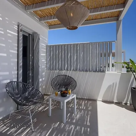 Black Pearl - Sea Front * Ampelas