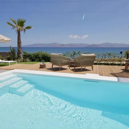 Black Pearl - Sea Front Villa Ampelas