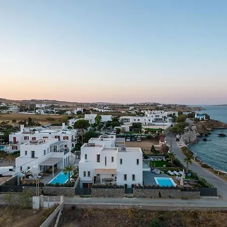 Black Pearl - Sea Front Villa *