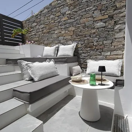 Black Pearl - Sea Front *