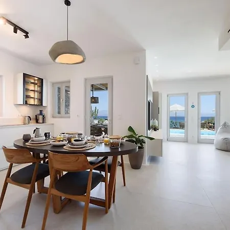 Black Pearl - Sea Front Ampelas