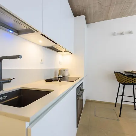 Villa Black Pearl - Sea Front *