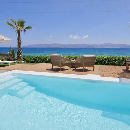 Black Pearl - Sea Front